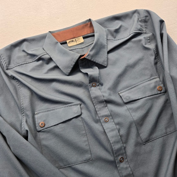 Golite Other - GoLite Mens XL Gray Long Sleeve Snap Hiking Travel Shirt Polyester performance